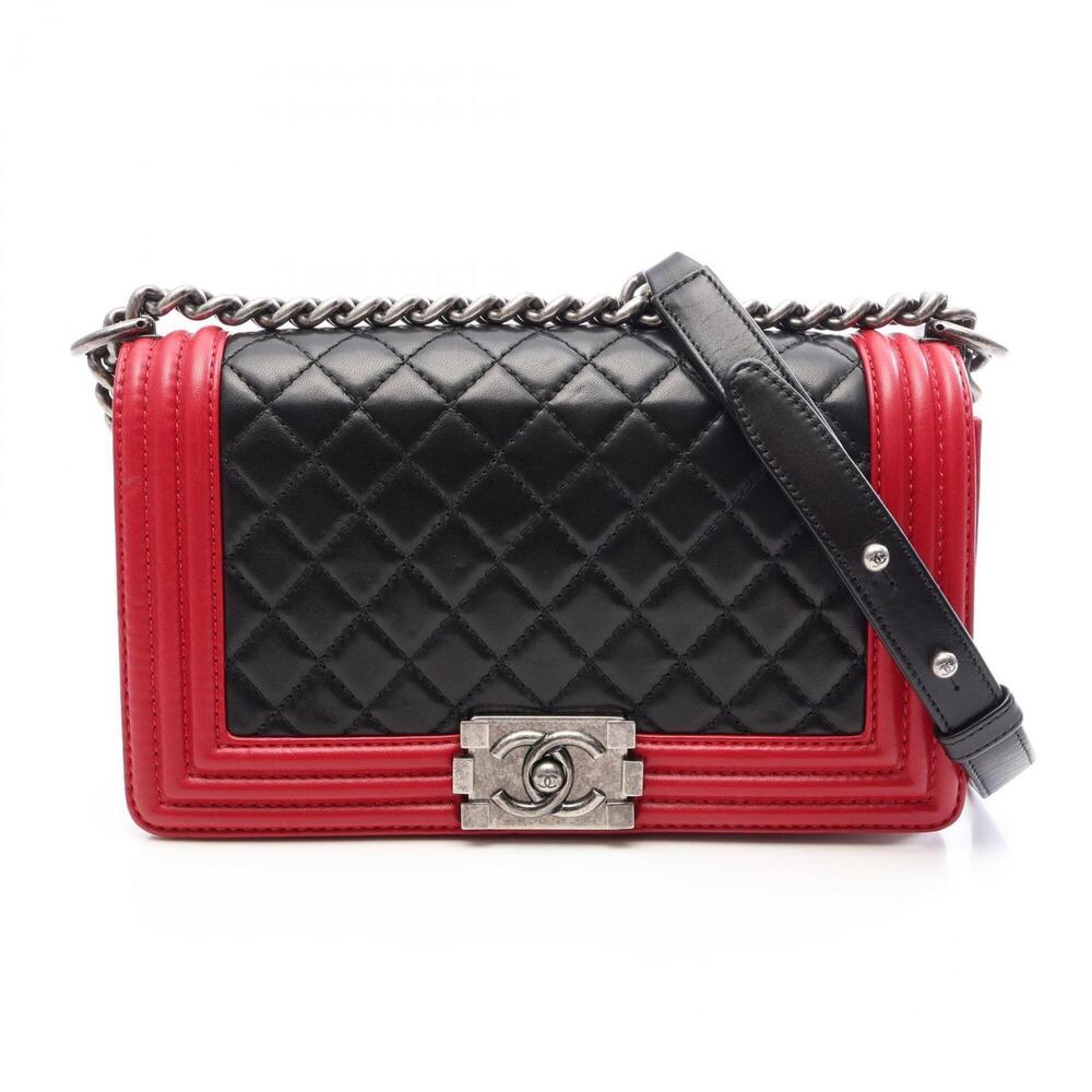 Chanel Boy Shoulder Bag/Handbag with Antique Silver Hardware, Lambskin Leathe...